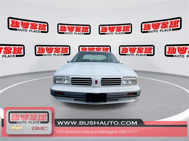used 1995 Oldsmobile Eighty-Eight car, priced at $2,500