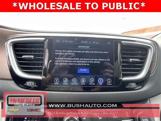 used 2017 Chrysler Pacifica car, priced at $8,000
