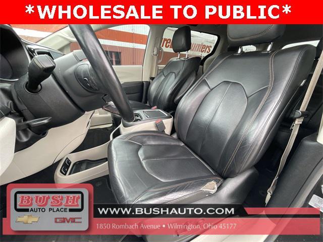 used 2017 Chrysler Pacifica car, priced at $8,000