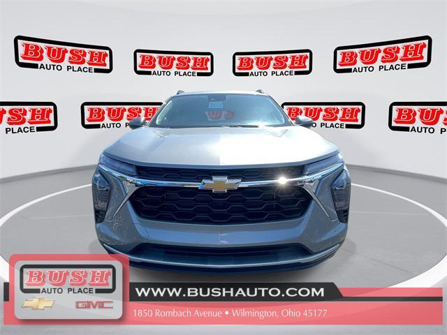 new 2025 Chevrolet Trax car, priced at $25,295