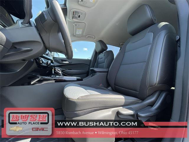 new 2025 Chevrolet Trax car, priced at $25,295