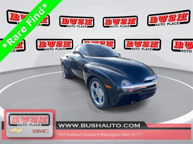 used 2004 Chevrolet SSR car, priced at $22,800