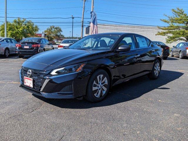 new 2025 Nissan Altima car, priced at $25,708