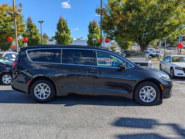 used 2022 Chrysler Pacifica car, priced at $22,000