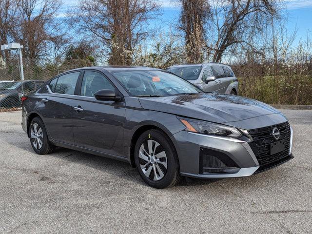 new 2025 Nissan Altima car, priced at $27,000