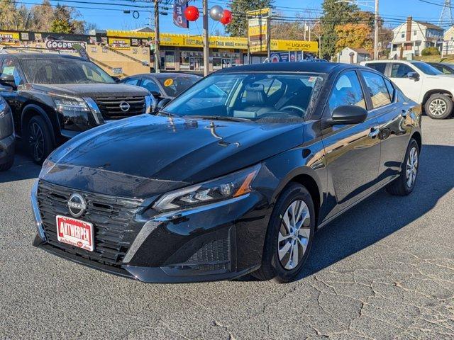 new 2025 Nissan Altima car, priced at $27,000