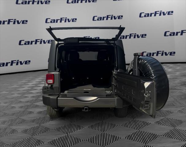 used 2016 Jeep Wrangler Unlimited car, priced at $18,500