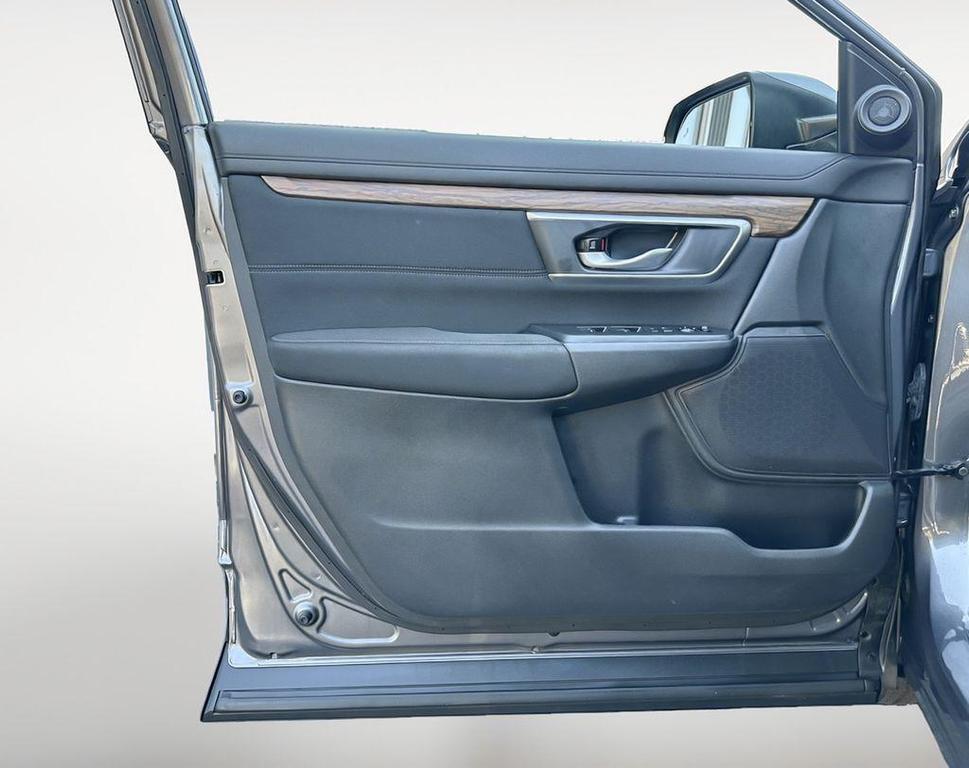used 2020 Honda CR-V car, priced at $24,900