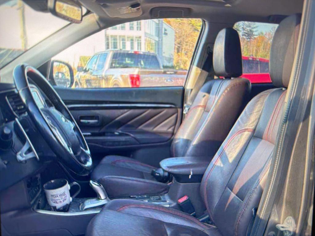 used 2018 Mitsubishi Outlander PHEV car, priced at $10,900