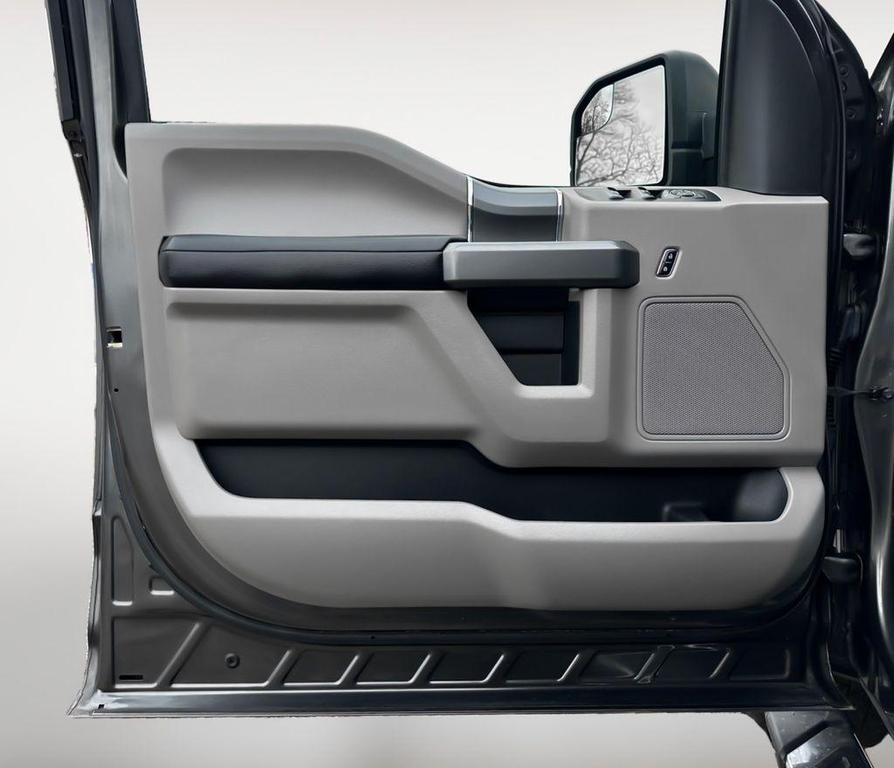 used 2015 Ford F-150 car, priced at $17,900