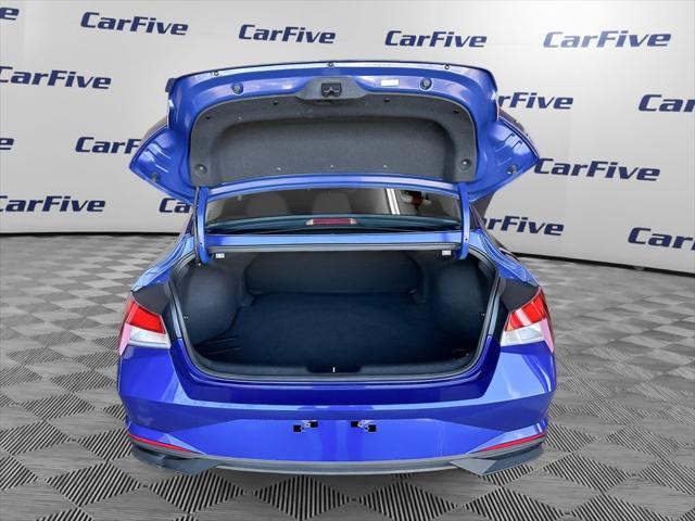 used 2022 Hyundai Elantra car