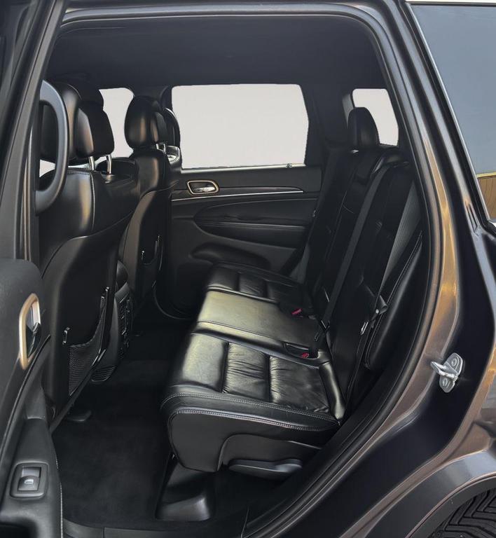used 2016 Jeep Grand Cherokee car, priced at $14,000