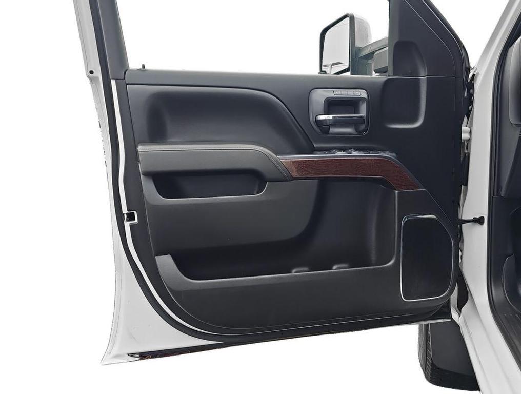 used 2015 GMC Sierra 2500 car, priced at $27,900