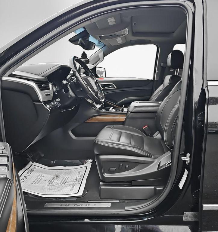 used 2019 GMC Yukon XL car, priced at $31,500