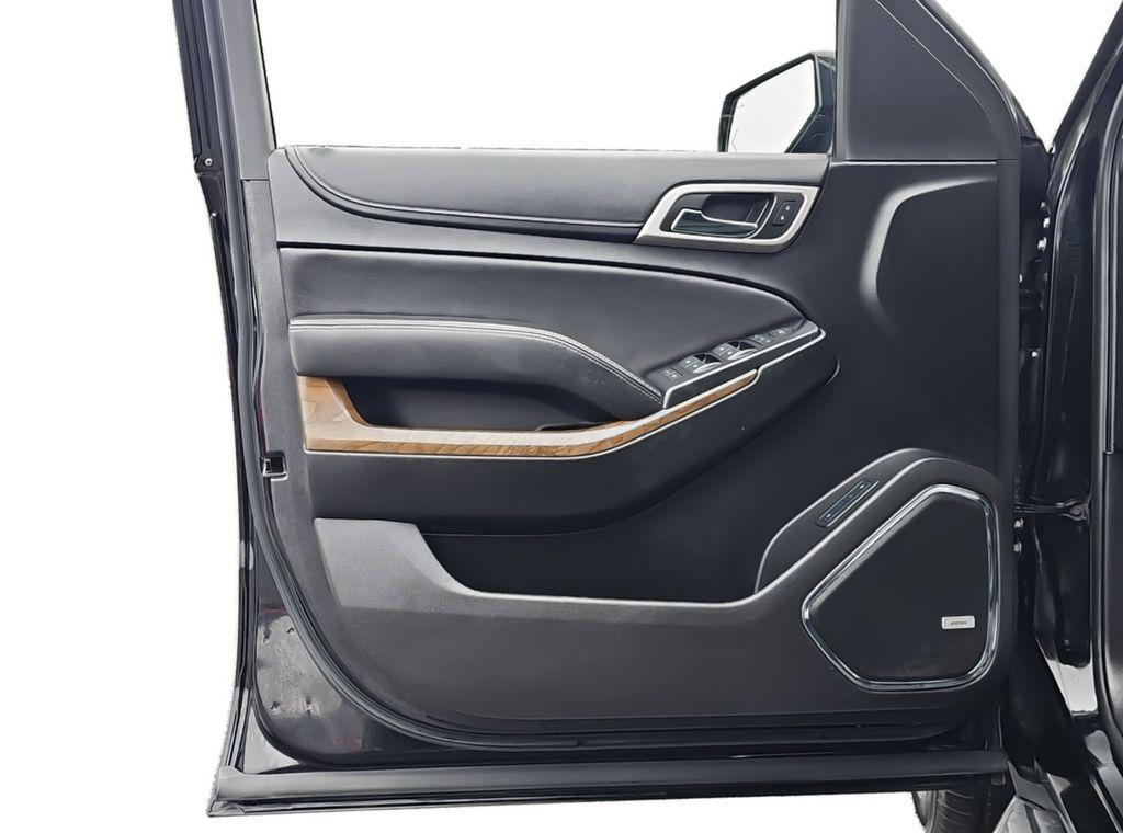 used 2019 GMC Yukon XL car, priced at $31,500