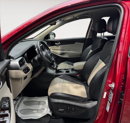 used 2019 Kia Sorento car, priced at $13,900