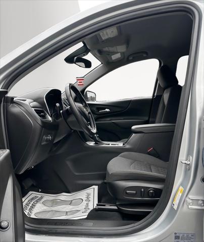 used 2022 Chevrolet Equinox car, priced at $24,900