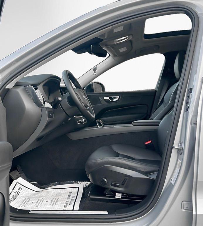 used 2025 Volvo XC60 car, priced at $34,900