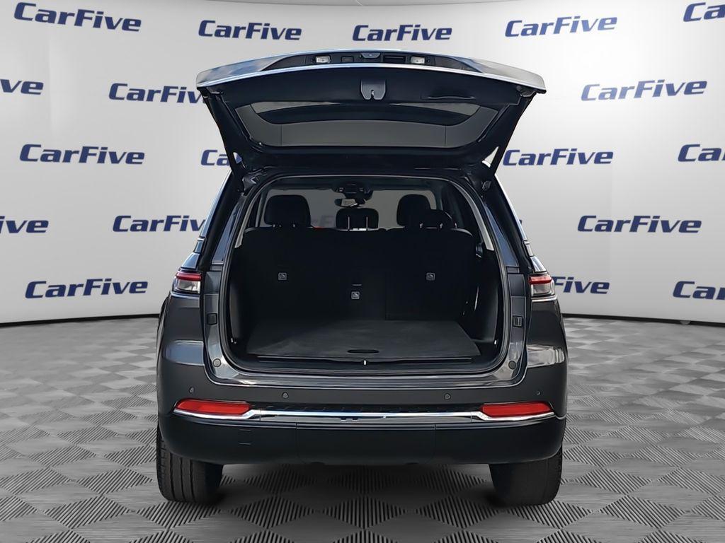 used 2022 Jeep Grand Cherokee car, priced at $28,000