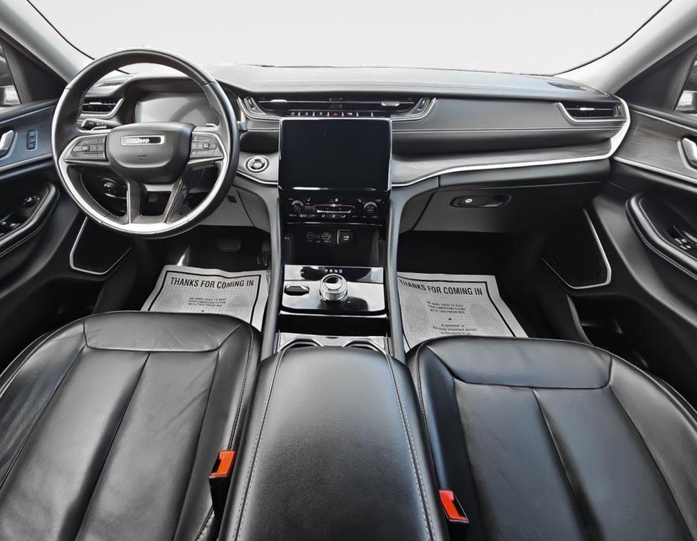 used 2022 Jeep Grand Cherokee car, priced at $28,000