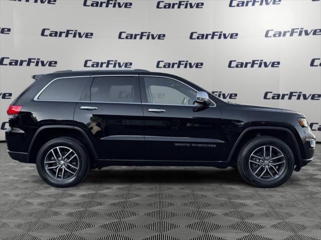 used 2017 Jeep Grand Cherokee car, priced at $15,400