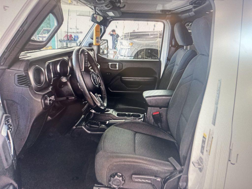 used 2021 Jeep Wrangler Unlimited car, priced at $31,000