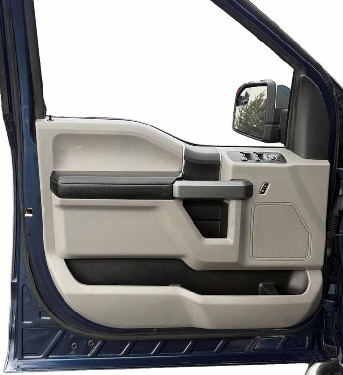 used 2016 Ford F-150 car, priced at $18,500