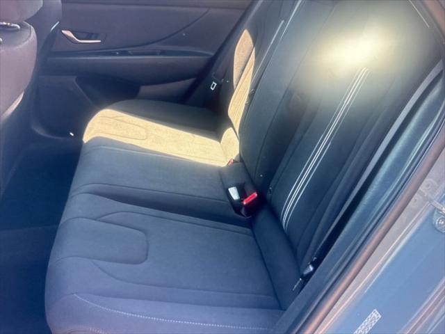 used 2021 Hyundai Elantra car