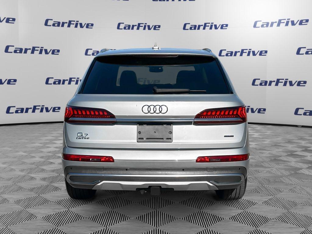 used 2024 Audi Q7 car, priced at $46,000