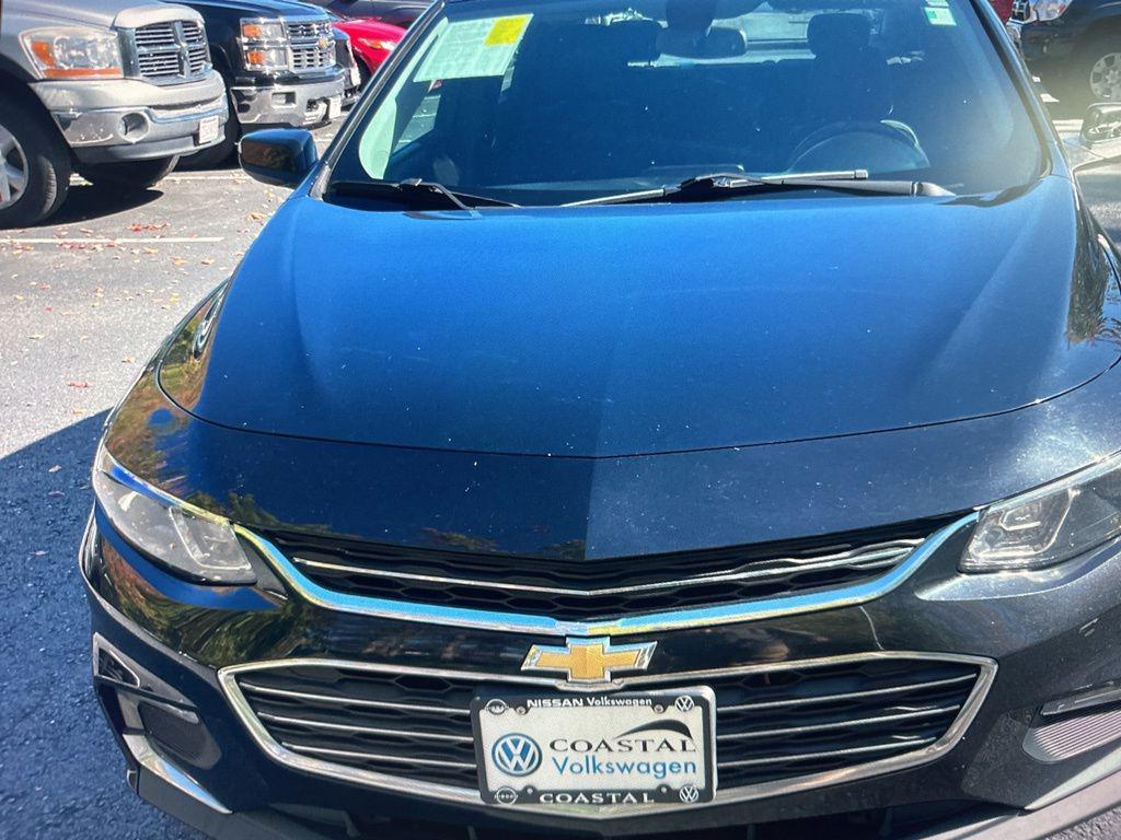 used 2018 Chevrolet Malibu car, priced at $13,900