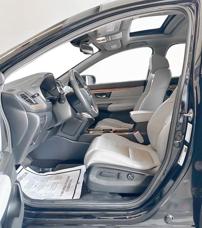 used 2020 Honda CR-V car, priced at $27,000