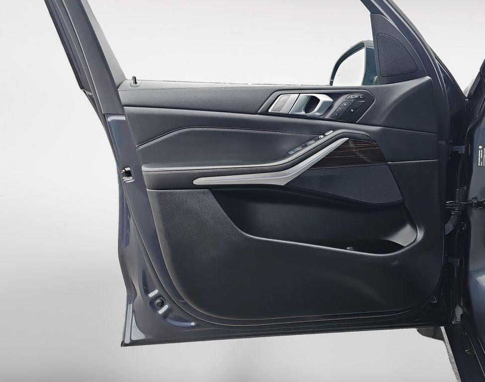 used 2020 BMW X7 car, priced at $33,500