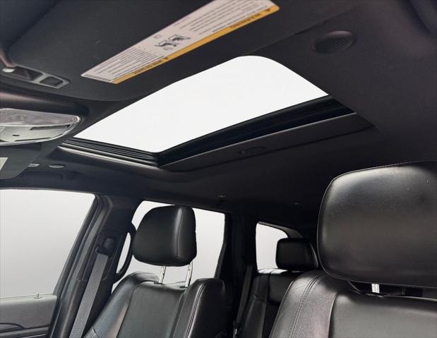 used 2020 Jeep Grand Cherokee car, priced at $25,000