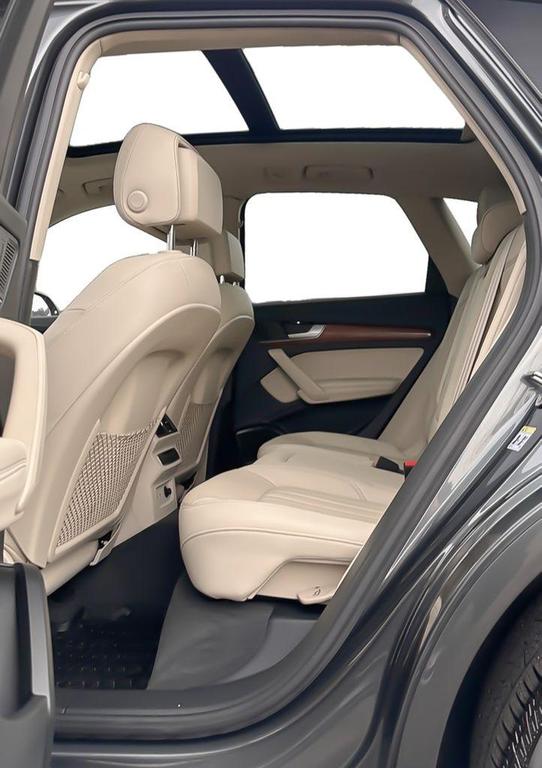 used 2022 Audi Q5 car, priced at $27,900