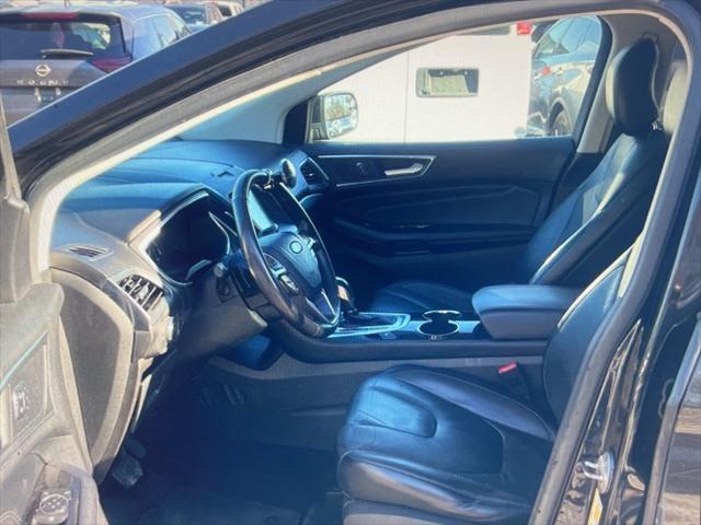 used 2015 Ford Edge car, priced at $13,900