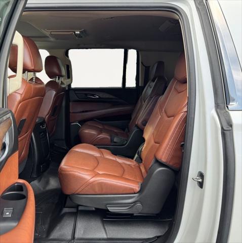 used 2018 Cadillac Escalade ESV car, priced at $32,900