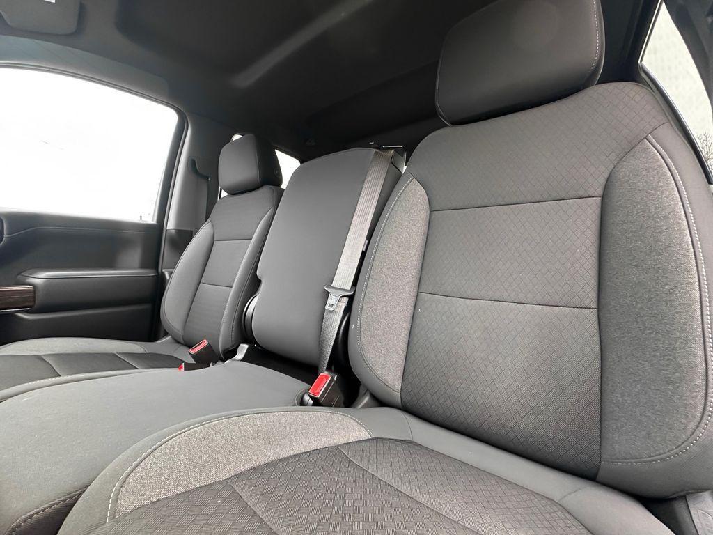 used 2021 GMC Sierra 1500 car, priced at $28,900