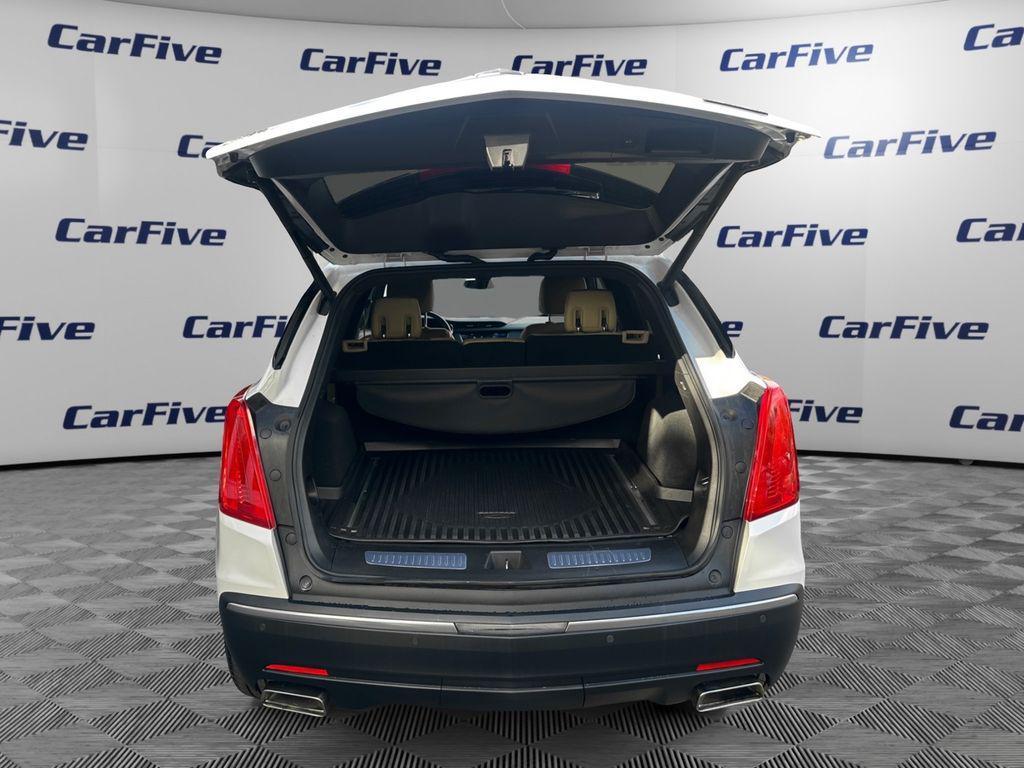 used 2019 Cadillac XT5 car, priced at $19,900