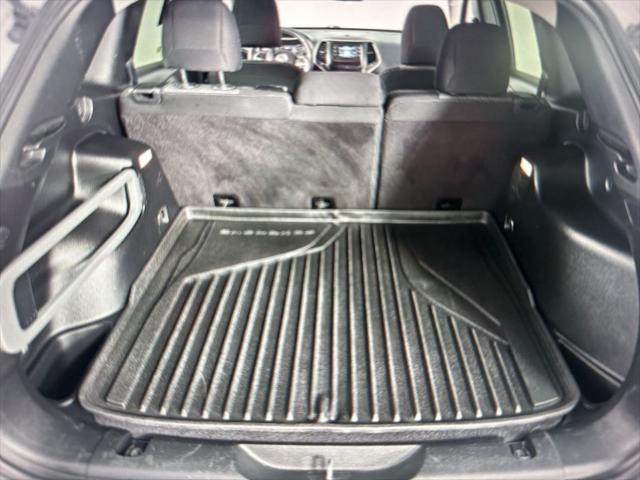 used 2016 Jeep Cherokee car, priced at $13,900