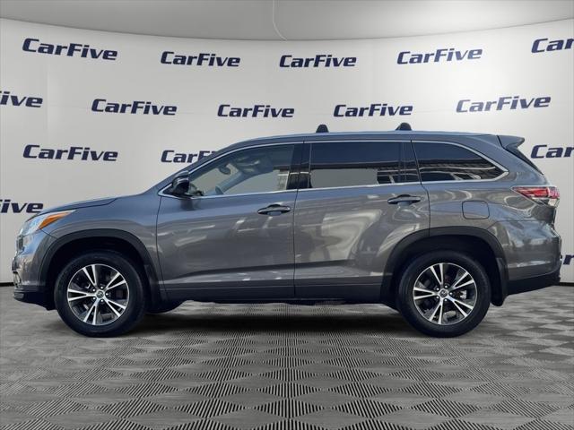 used 2016 Toyota Highlander car, priced at $18,900