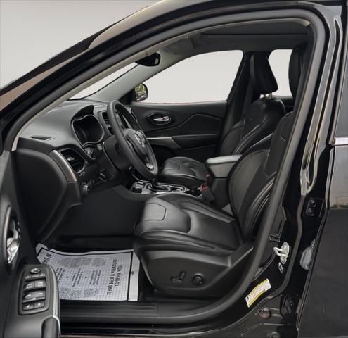 used 2022 Jeep Cherokee car, priced at $27,900