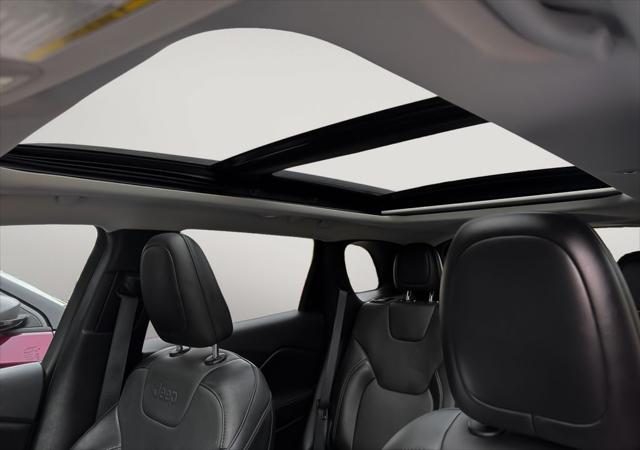 used 2022 Jeep Cherokee car, priced at $27,900