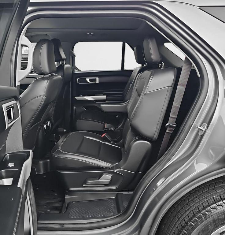 used 2022 Ford Explorer car, priced at $32,500