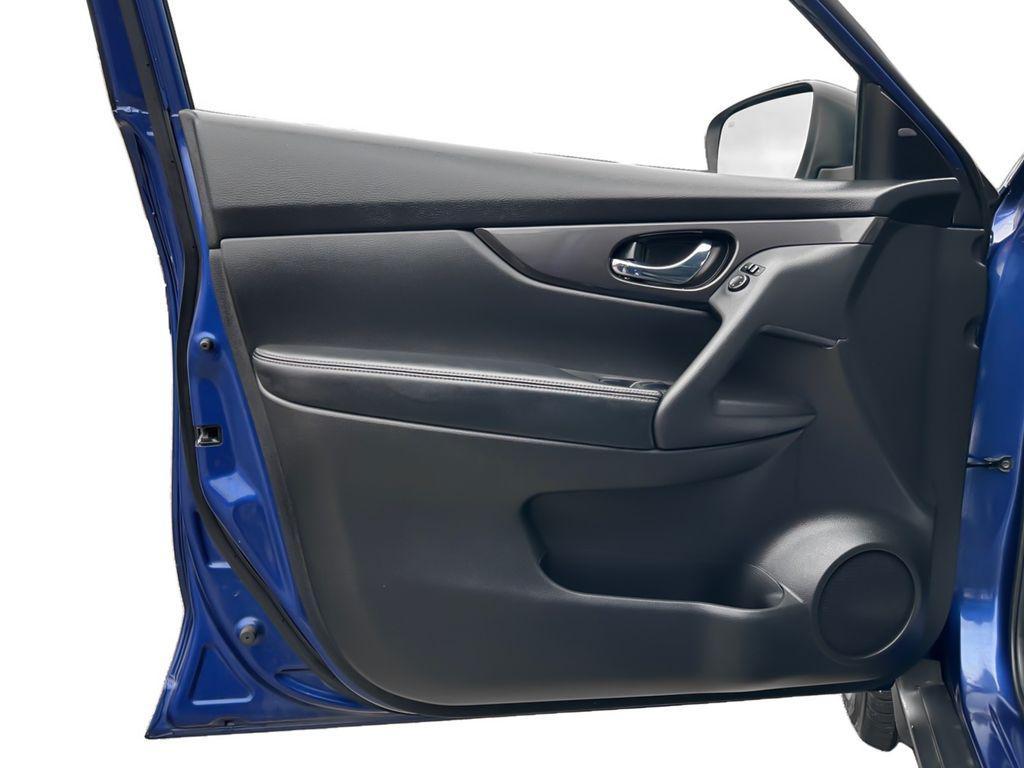 used 2018 Nissan Rogue car, priced at $11,400