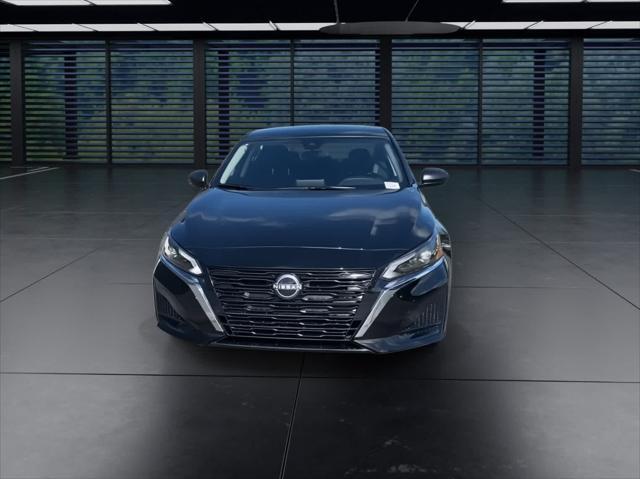 new 2025 Nissan Altima car, priced at $25,286