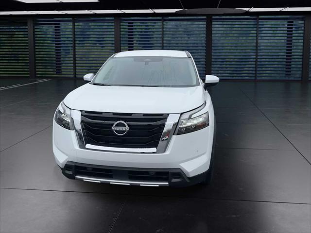 new 2025 Nissan Pathfinder car, priced at $48,035