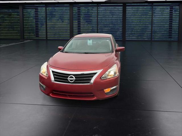 used 2013 Nissan Altima car, priced at $9,302