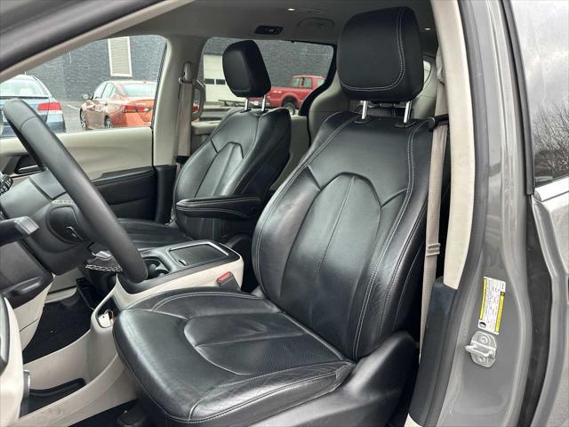 used 2022 Chrysler Pacifica car, priced at $21,997