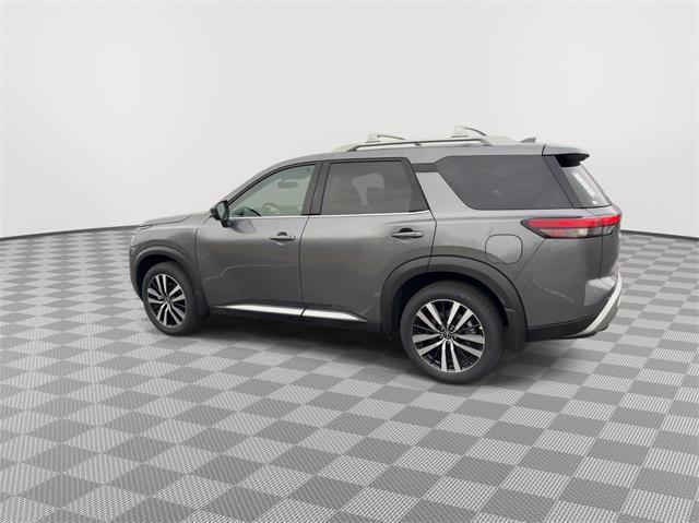 new 2024 Nissan Pathfinder car, priced at $49,670