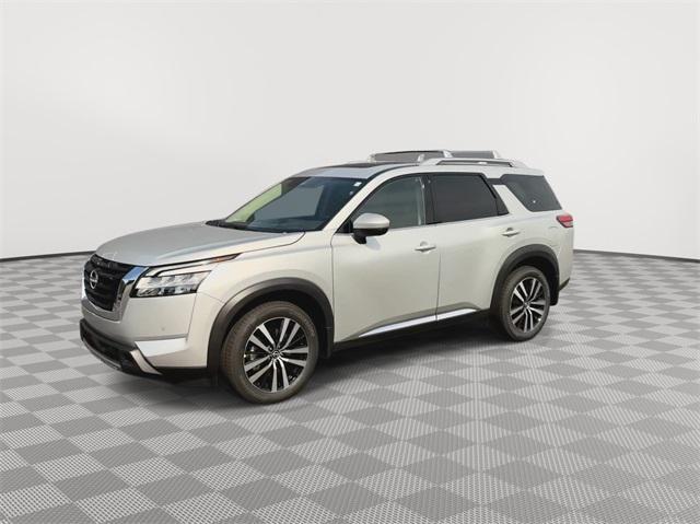 new 2024 Nissan Pathfinder car, priced at $50,627